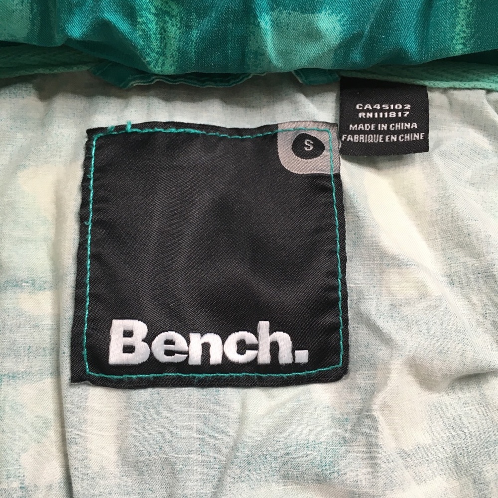 Bench Lightweight Jacket Small - image 5